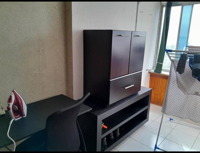 1 BEDROOM PROPERTY TO RENT IN NORTH BEACH